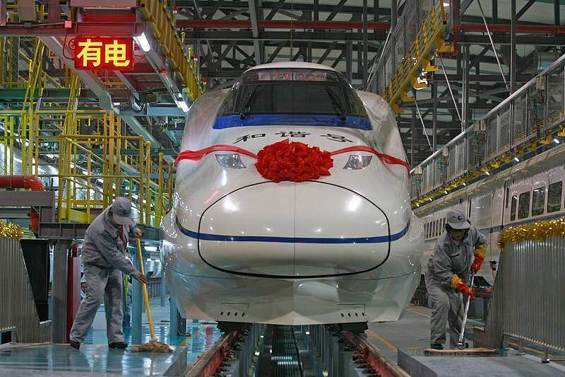 已负债累累,中国还要增盖高铁路线19%至6万公里(图) - 1