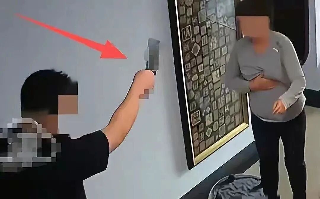 26岁女生没出月子就被老公暴打6次,掐脖拿菜刀家庭录像看怕我了(视频/组图) - 7