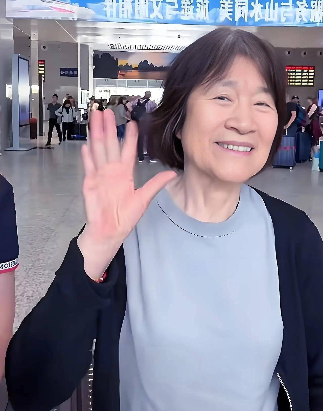 李亚鹏：以后不谈恋爱不结婚，白发母亲有两大遗憾（组图） - 4