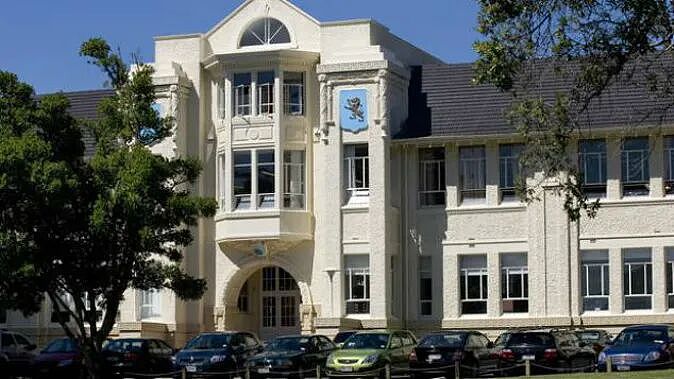 新西兰家长也卷学区房!为了名校,多付60万纽币不心疼,最大价差91万,奥克兰“公立名校溢价”数据曝光(组图) - 5
