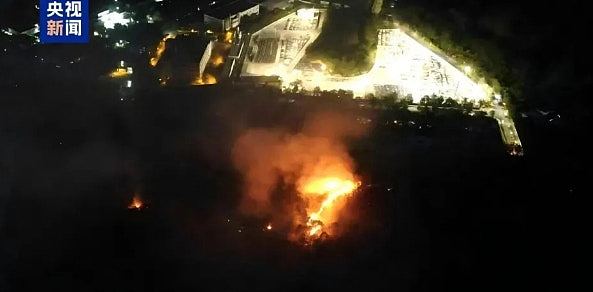 深圳坪山山火狂烧近6小时!极度干燥天气酿“火龙”?(视频/组图) - 3