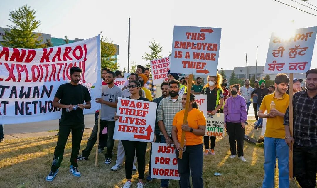 赖着不走还抗议？超100万印度人将失去加拿大合法身份，大量印度人非法越境到美国（组图） - 3