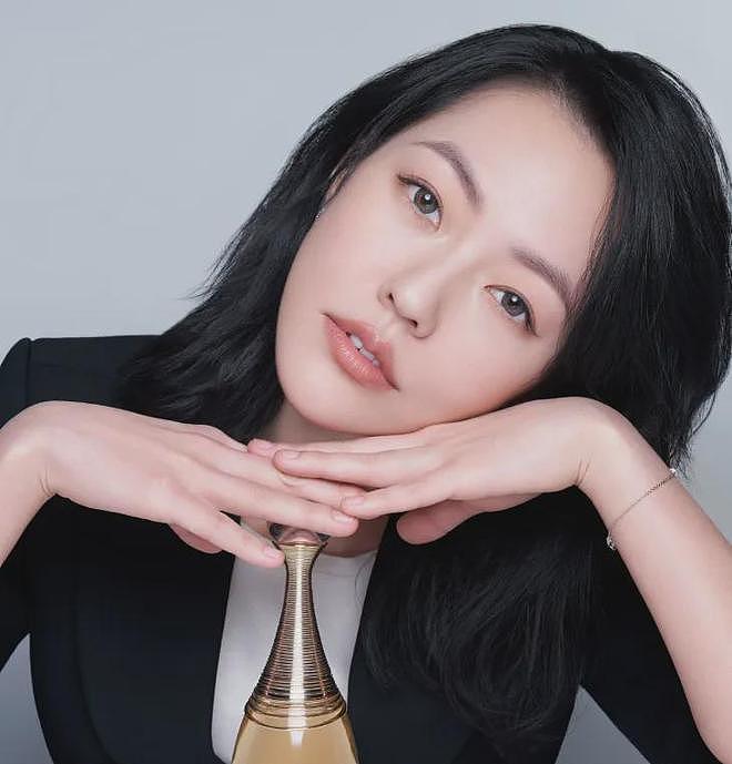 小S二女儿遭群嘲,自宣迪奥合作没被品牌认领,才18岁翻车好几次(组图) - 7