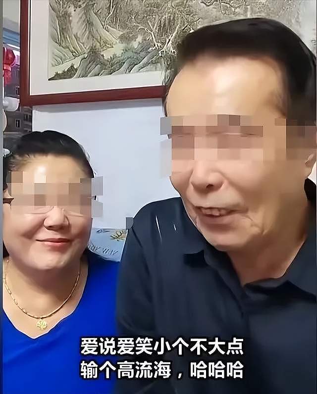 77岁何庆魁道歉,一不小心就说秃噜口了,他还得挣钱给小妻儿女呢(组图) - 5
