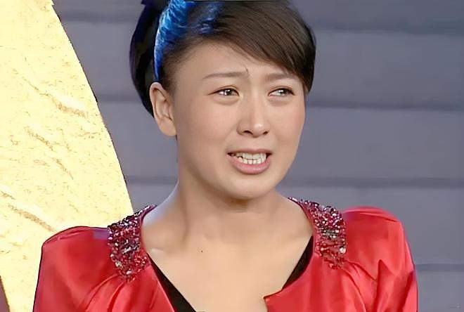 闫学晶事件升级!官媒批评毫不留情,她一反常态终究为狂妄买了单(组图) - 27