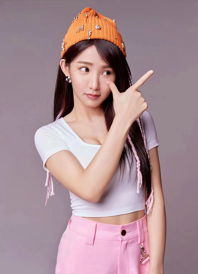 女艺人大谈私生活,直认需求旺盛,历任恋情细节曝光(组图) - 2