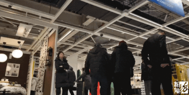 确定清仓闭店！大批上海人涌入，餐厅排队超40分钟，网友：这辈子没见过宜家这么多人（组图） - 6