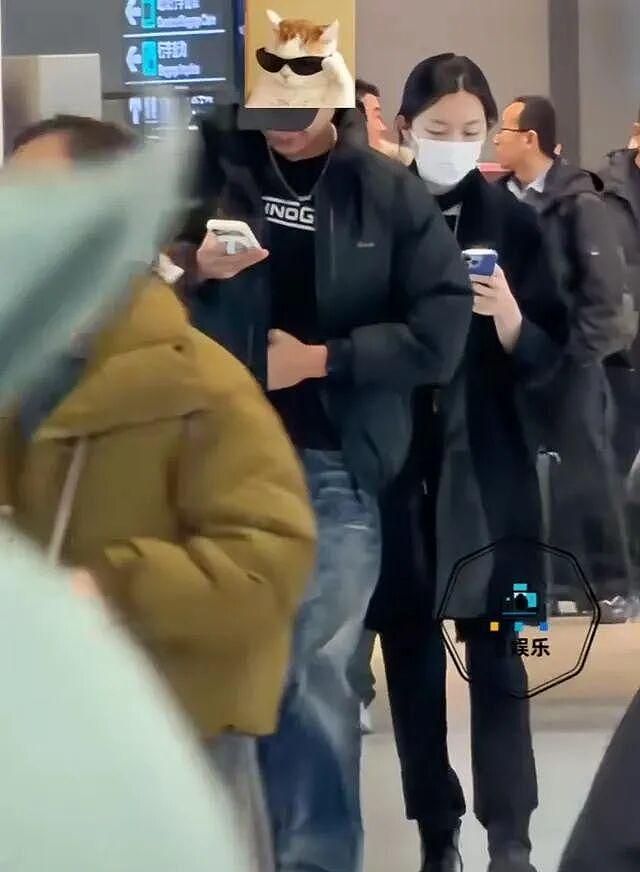 王菲女儿李嫣疑恋爱！与帅气男生现身机场，俩人有说有笑外形般配（组图） - 3