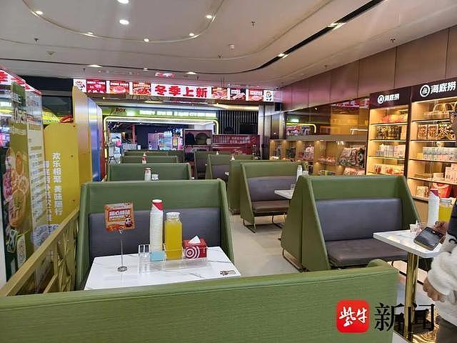 海底捞“尿不湿入锅”事件后，实地探访：涉事门店生意冷清，仅几桌用餐；经理：门店140套餐具全封存和更换（组图） - 2