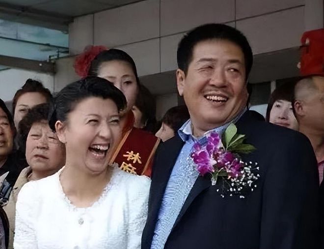 闫学晶的2任丈夫：第一任是赵本山好友，第二任是房地产富豪（组图） - 8