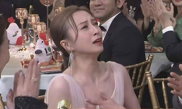 TVB知名女星大胆晒床照，拿完视后无剧可拍（组图） - 7