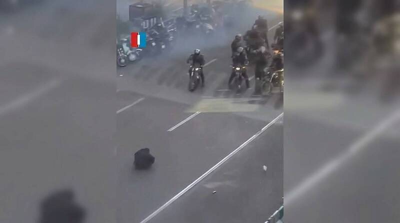 德黑兰惊见类坦克人！纽时投书：伊朗政权摇摇欲坠，西方却装睡（图） - 1