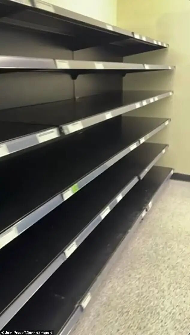 欧洲冻破防了!德国-20℃、法国大停电、英国超市被搬空…雪灾暴击三连(组图) - 2