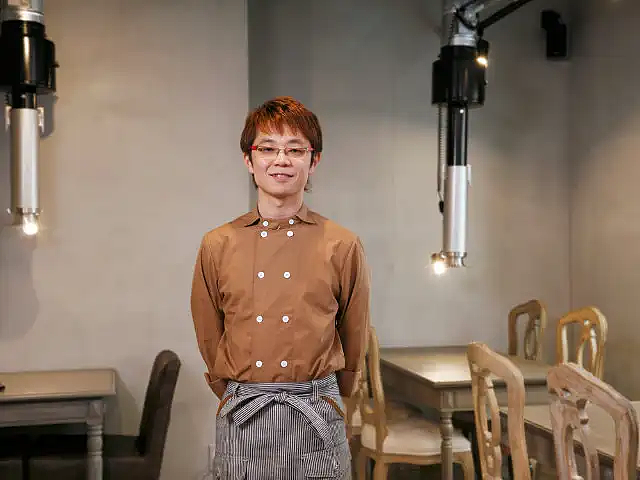 日本20岁小哥意外中2亿彩票,瞒着家人狂吃5年全花光,最后给自己悟出一人生道理...(组图) - 19