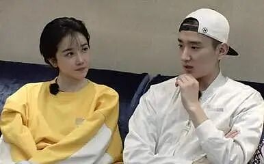 她因身材“发育过猛”被国家队淘汰，却被三流导演看中捧成顶流，真辣（组图） - 12