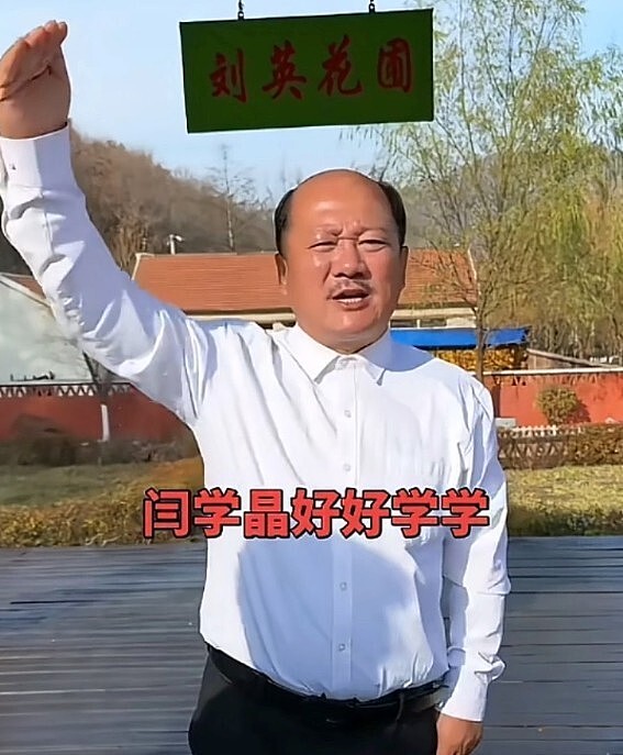 树倒猢狲散!知名女演员哭穷导致代言遭抵制,其儿子发声回应(组图) - 10