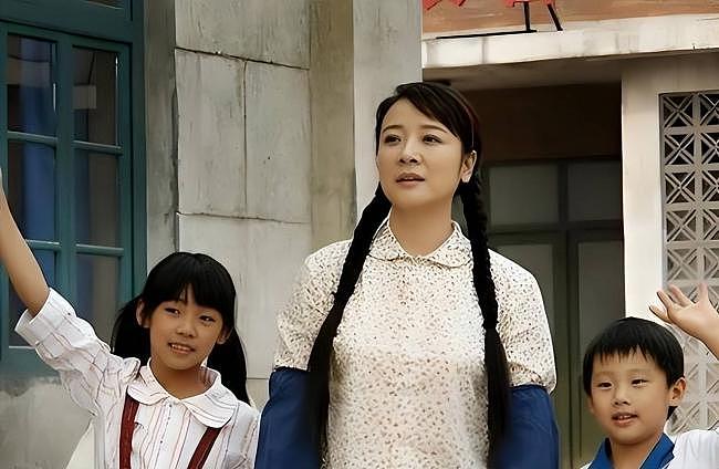她是国家一级女演员,多次给丈夫戴绿帽(组图) - 7