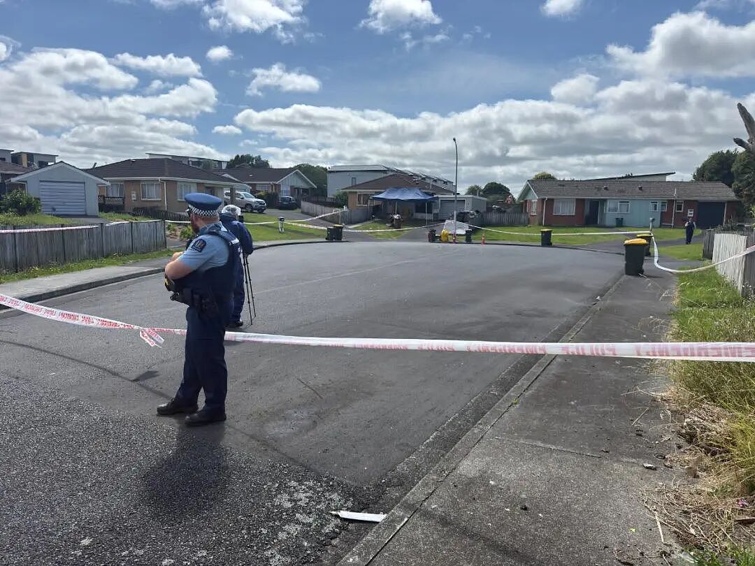 奥克兰男子被枪杀,2人被控谋杀;男子游泳未归,遗体凌晨寻获;扣留护照,性侵殴打!新西兰移民剥削投诉一年增四倍(组图) - 4
