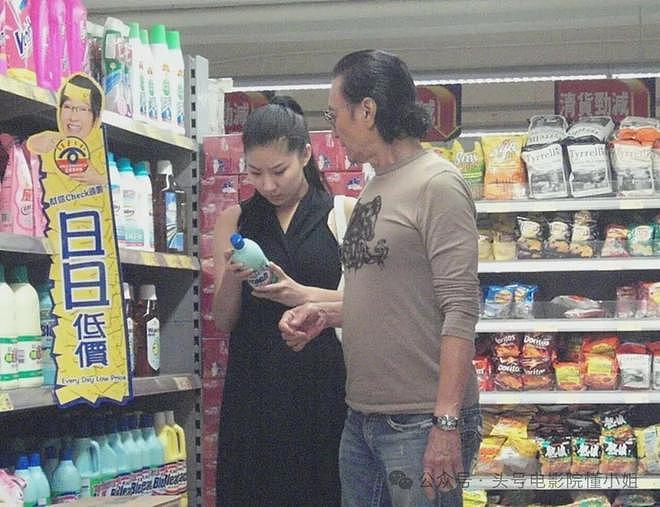 89岁谢贤前女友大曝隐私!两人差49岁,男方早已结扎,3年没碰她(组图) - 14