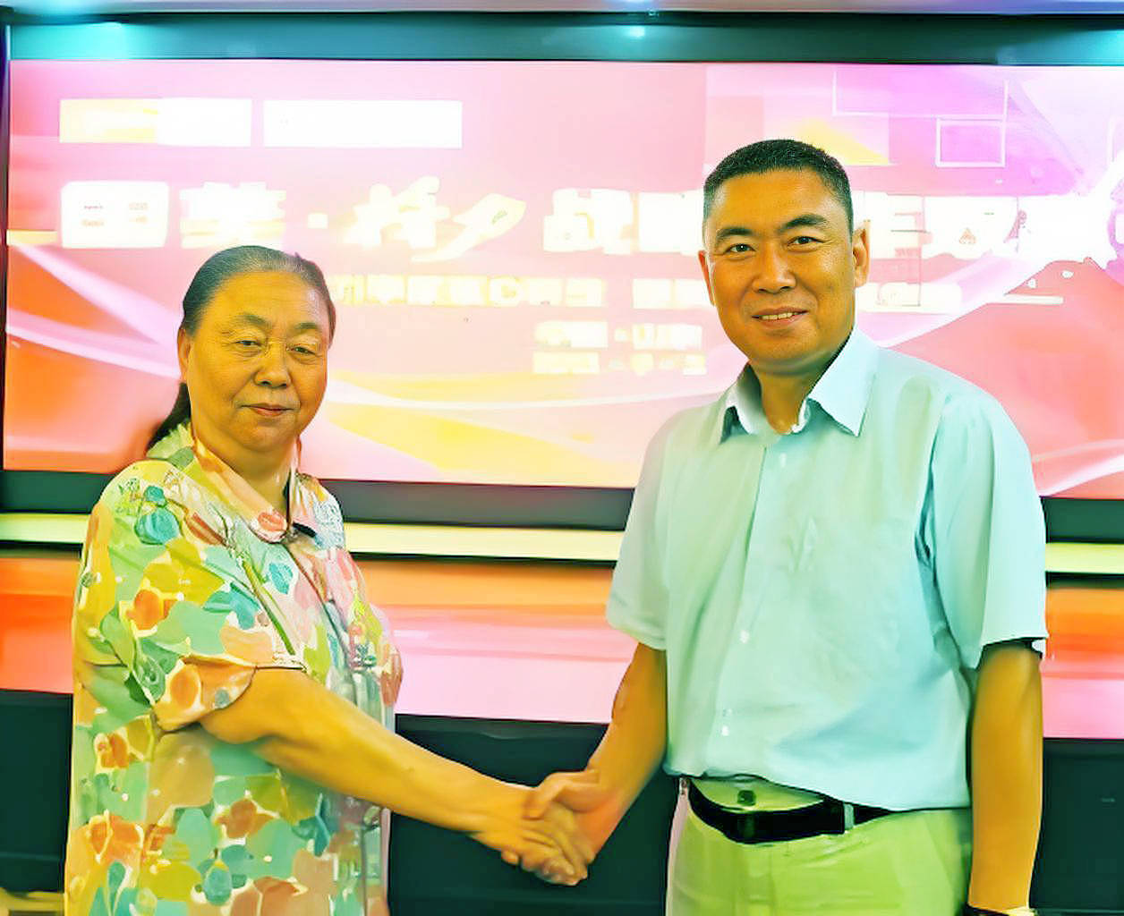 她是黄光裕之母，两个儿子是富豪，两个女儿是高管（组图） - 12