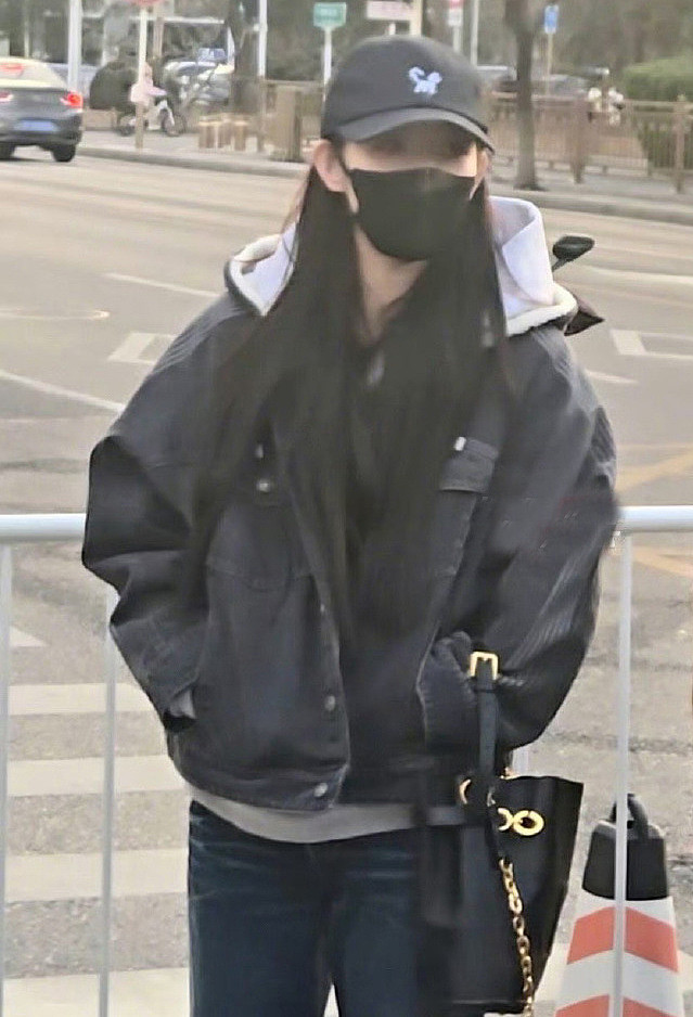 春晚彩排近30位明星亮相，流量艺人和喜剧人成主角，岳云鹏退出引热议（组图） - 11