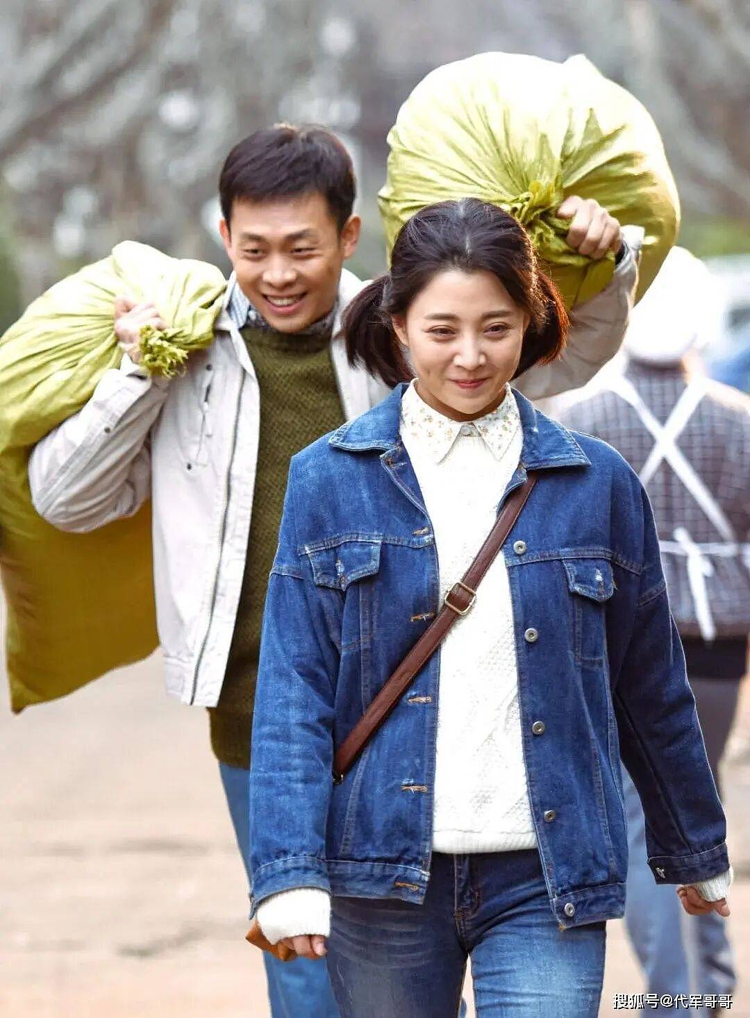 46岁殷桃近照曝光!脸又僵又肿差点认不出(组图) - 4
