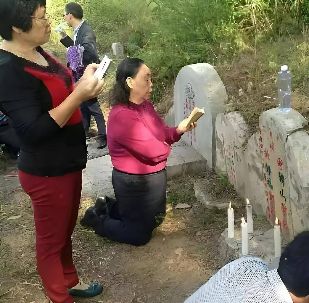 她是黄光裕之母，两个儿子是富豪，两个女儿是高管（组图） - 2