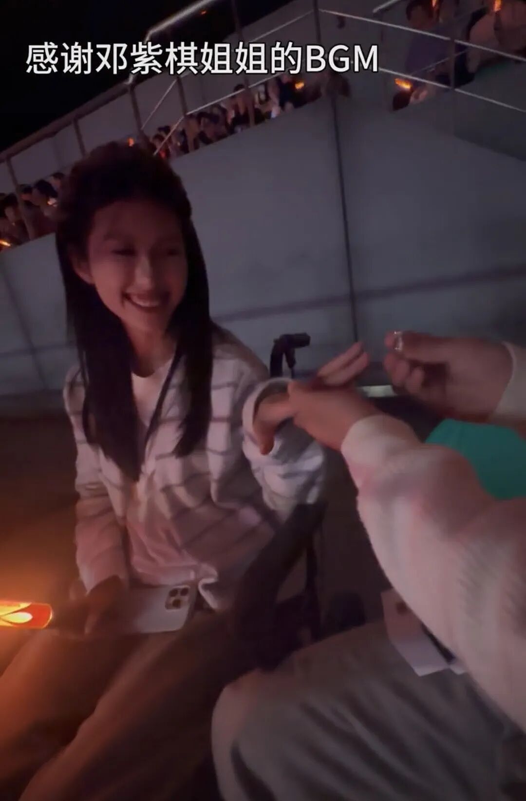 【情感】男生向患罕见病的初恋女友求复合,陪她完成100个心愿,爱是最伟大的魔法(组图) - 19