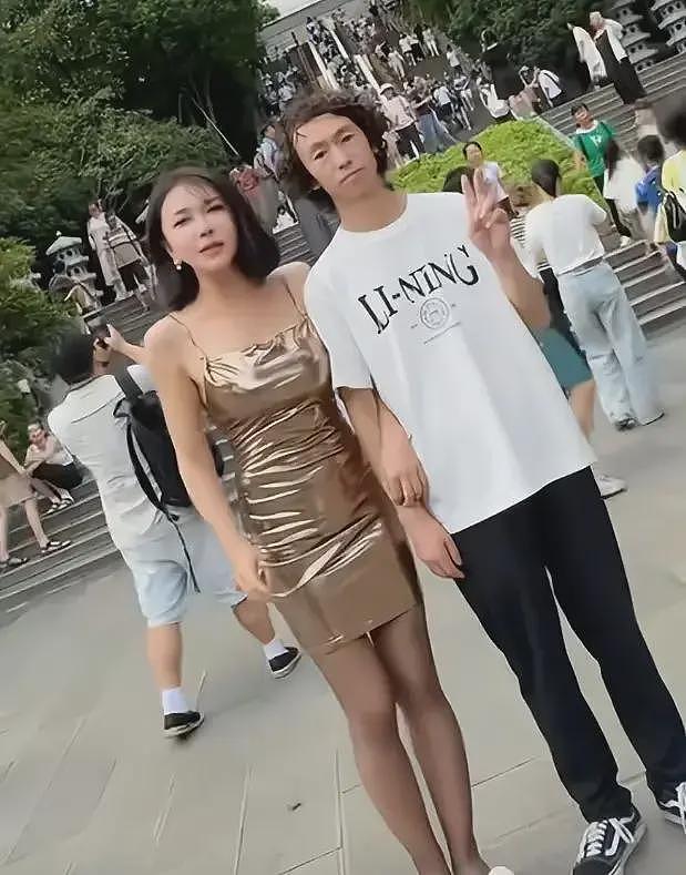 庞麦郎与龚玥菲大婚?两人穿婚纱西服秀恩爱,知情人曝真实原因(组图) - 7