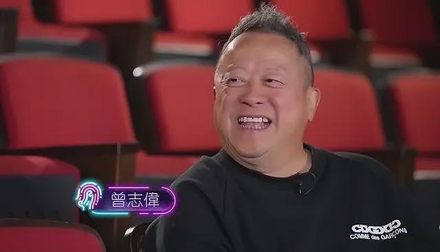 曾志伟现身云南踢球！酒桌上与美女体验叼杯敬酒，喝到满脸通红场面辣眼（组图） - 9