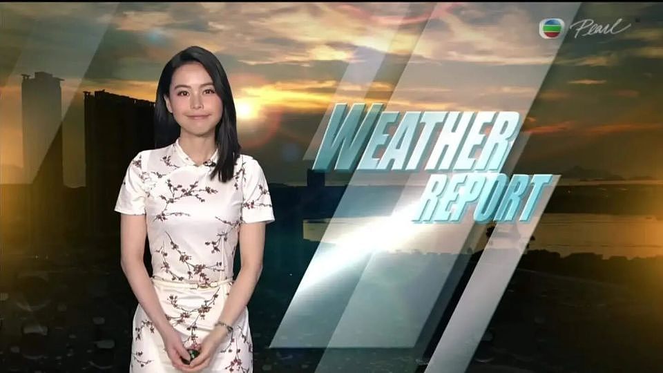 恭喜!TVB“最美新闻女神”结婚,低胸婚纱嫁同台男主播,网友:郎才女貌(组图) - 9