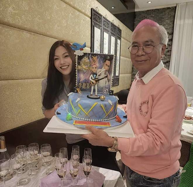 不再隐瞒！与小36岁未婚妻分手12天，75岁港星曝曾和女方一起被捕（组图） - 4