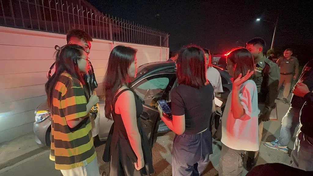 中国女子在泰国被同胞绑架：微信约看房，下一秒被胶带缠身（组图） - 7