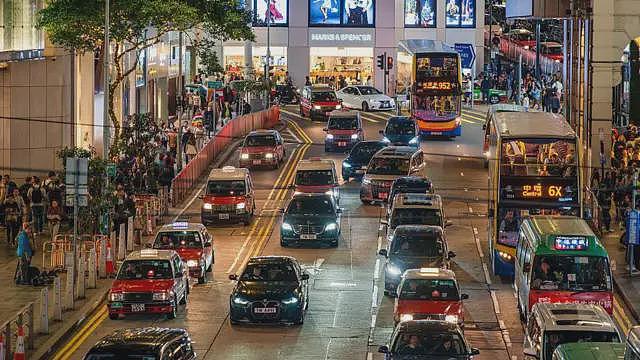 香港“粤车南下”落地逾两周,大陆车主为何访港?港人因何担忧(组图) - 7