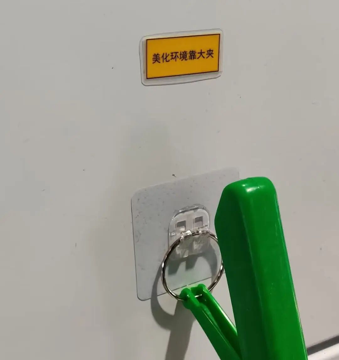 【爆笑】“当花季少女开始走老奶穿搭路线…？”哈哈哈，比女人味先来一步的是老人味！（组图） - 49