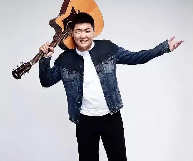 闫学晶儿子被持续举报！毕业大合影曝光，疑似侵占名额进入中戏（组图） - 7