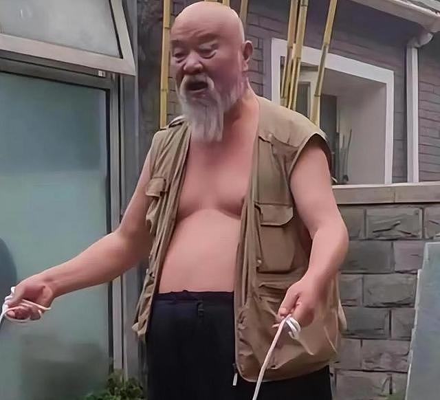 每天2包烟，顿顿8两白酒，70岁李琦跟去世前杨少华状态如出一辙（组图） - 9