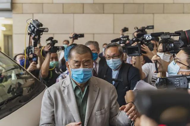 黎智英案求情：控方称“健康无异常及肥胖”，辩方指“多病独囚过得艰难”（组图） - 5