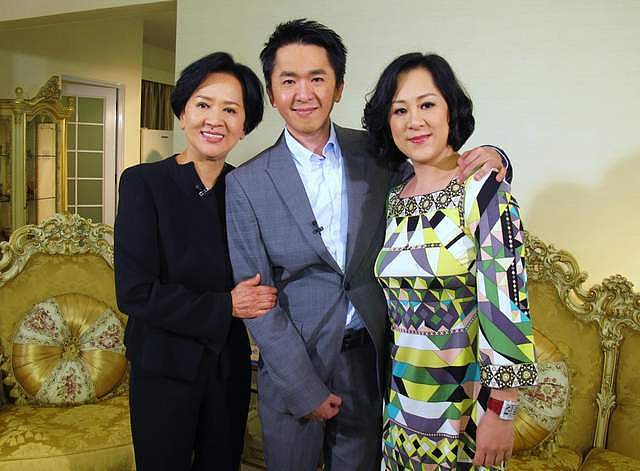 曝邓兆尊曾获富商1500万包养仨月！女星穿睡衣诱惑，自揭详细过程（组图） - 5