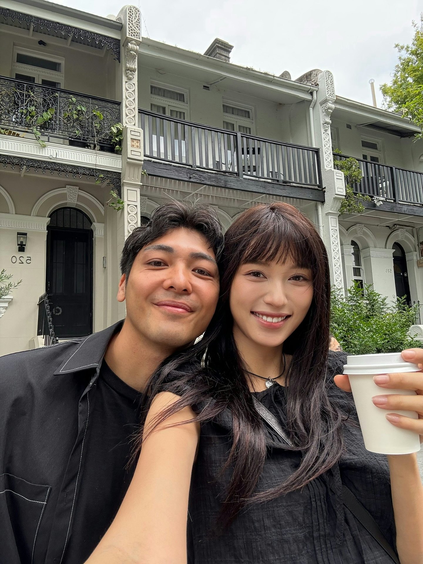 37岁前TVB男星返澳做脊医与女星老婆变网恋,为贺10年情终合体(组图) - 2