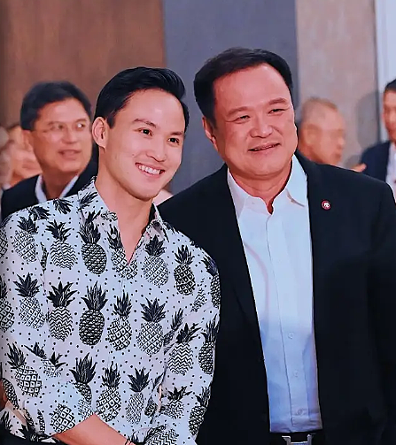瓜!泰“护国神兽”公主恋上泰总理儿子?男方为当驸马疑甩刚订婚7年女友(组图) - 16