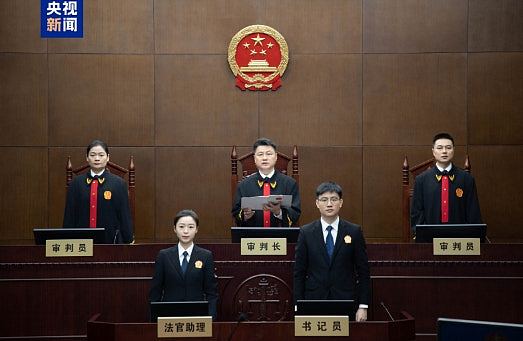 海南原书记罗保铭贪腐细节曝光：海航提供别墅兼支付女儿婚礼费用（组图） - 8