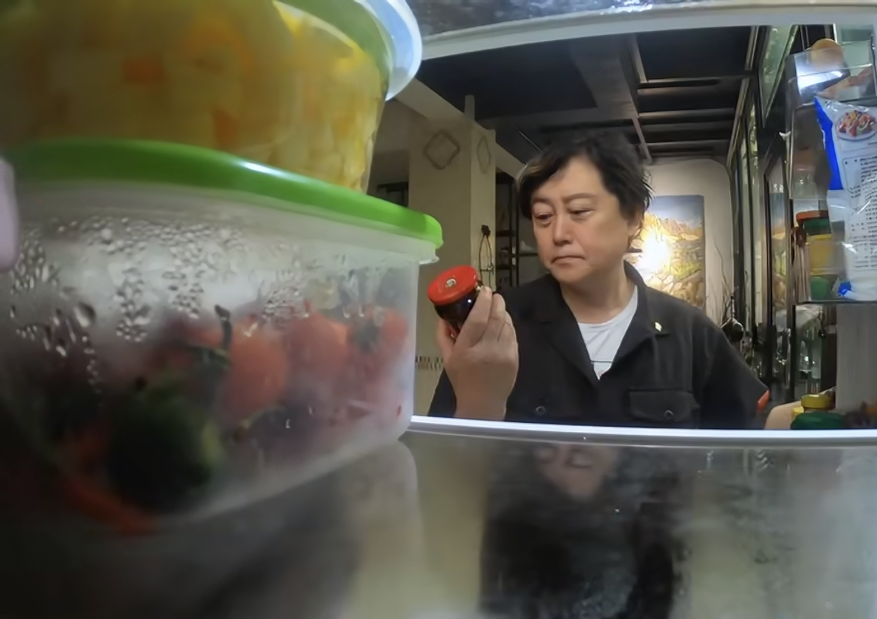 老干妈，出山救子，又赚翻了（组图） - 4
