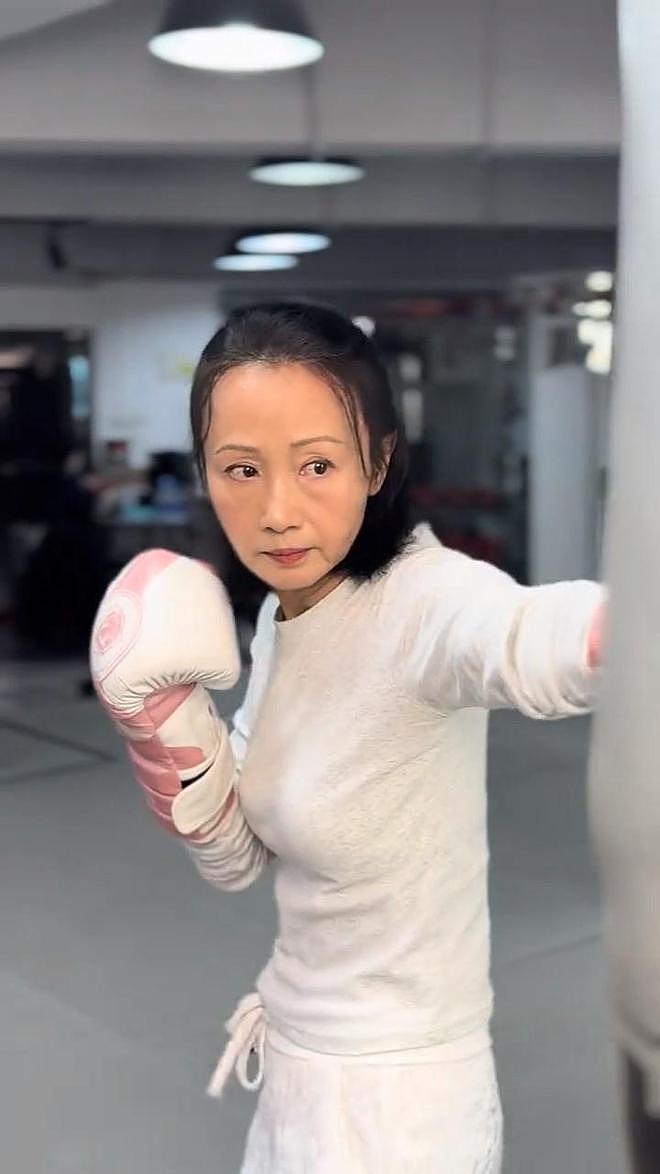 黄慧颐称和保剑锋结婚没办婚礼，因心软原谅男方婚前出轨（组图） - 9
