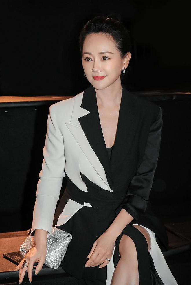 认识3天就闪婚大15岁老戏骨,婚后一直租房住,如今她却非常幸福(组图) - 13