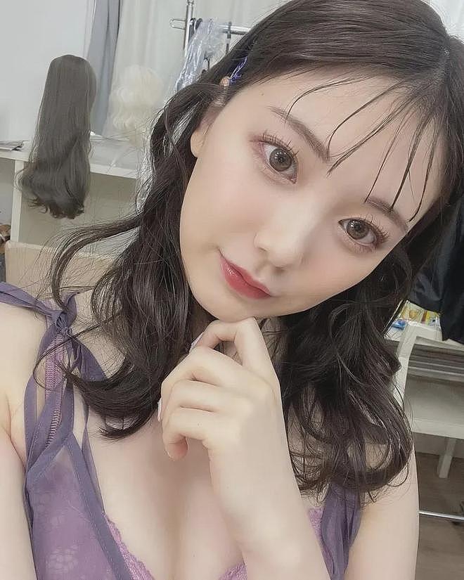 【美女】黑长直+蜜桃臀，她是纯欲天花板，出道即封神，简直杀疯了（组图） - 11