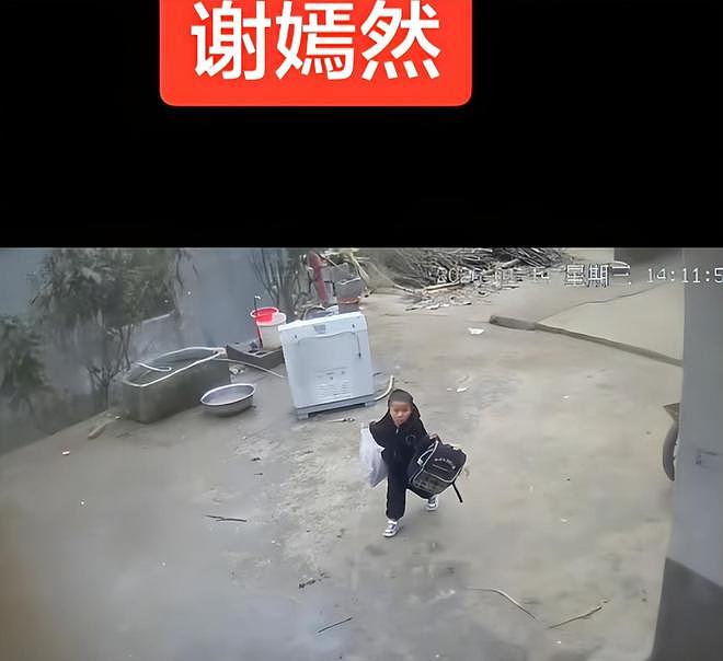 多位唇腭裂患儿家庭发声感谢李亚鹏,网友喊话王菲,希望她伸援手(组图) - 17