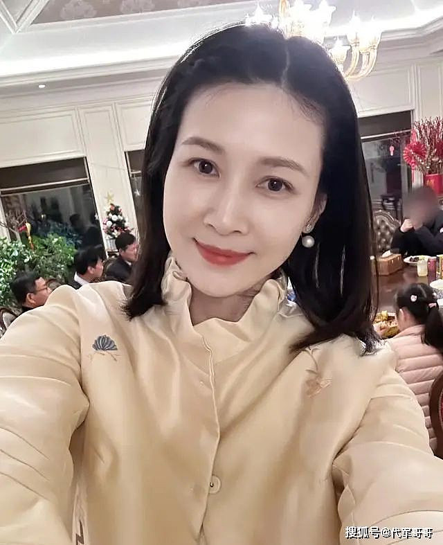 46岁童蕾近况曝光！老公被判刑带女儿回农村生活（组图） - 10