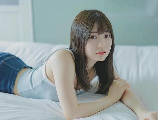 【美女】黑长直+蜜桃臀，她是纯欲天花板，出道即封神，简直杀疯了（组图） - 14