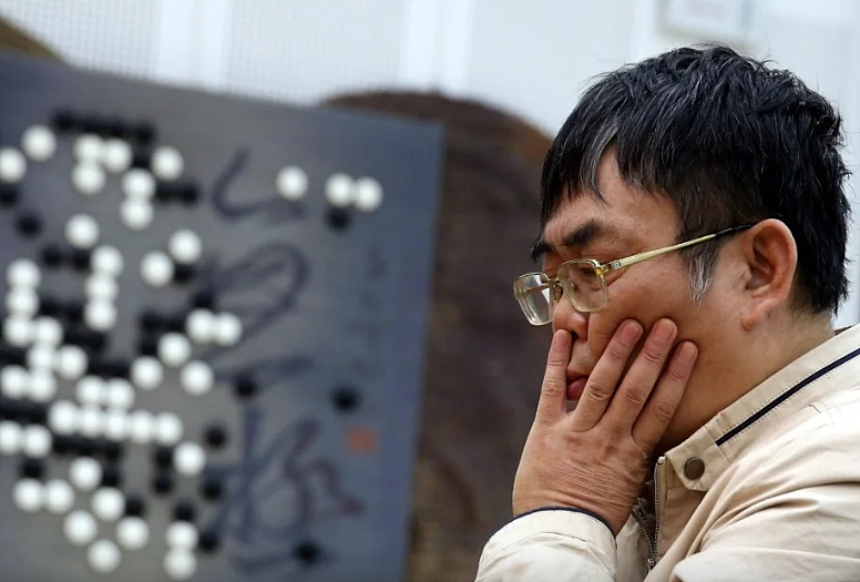 棋圣聂卫平逝世:最多一次饮4斤白酒,炮轰国足是中国最臭的队(组图) - 6
